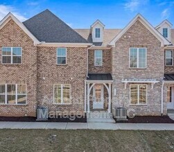 Building Photo - 118 Leggo Ave