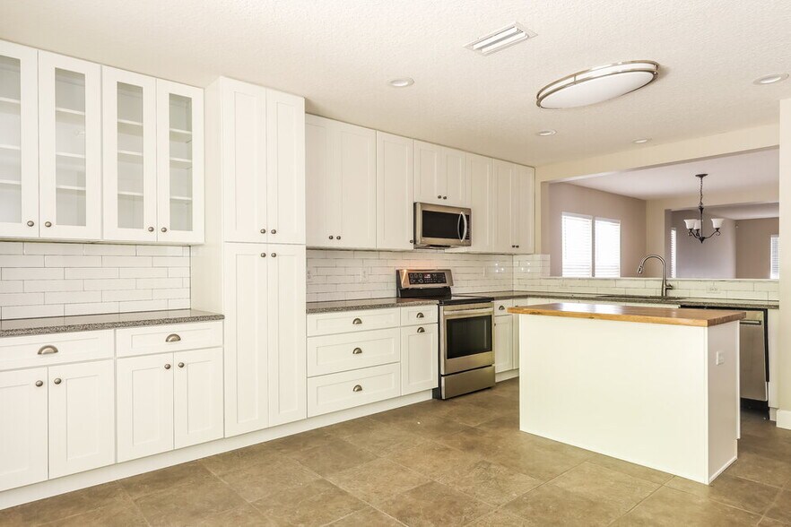 Building Photo - 5057 Cypress Links Blvd