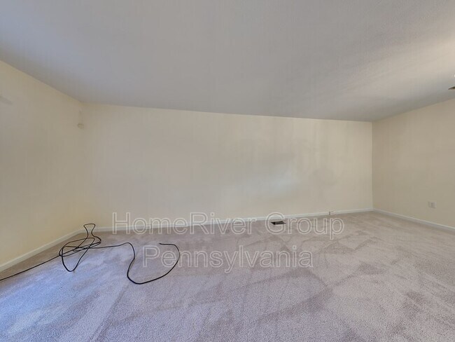 Building Photo - 301 Fairfax Dr