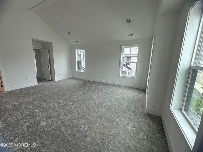 Building Photo - 95 Mustang Dr