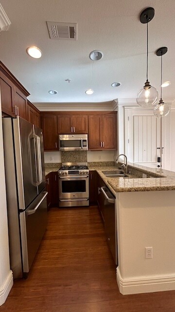 kitchen - 3408 Fostoria Way