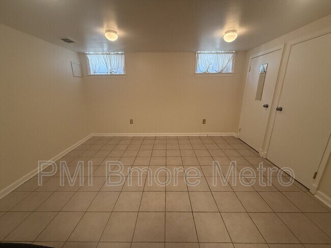 Building Photo - 3609 Woodlea Ave