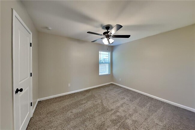 Building Photo - 4826 Clarkstone Dr