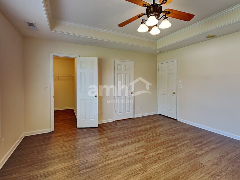 Building Photo - 633 Tylertown Rd