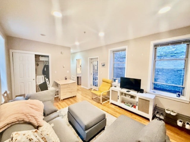 Building Photo - 97 Prince St