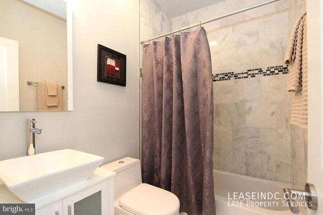 Building Photo - 32 N Street NW-