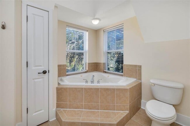 Building Photo - 156 Shady Brook Cir