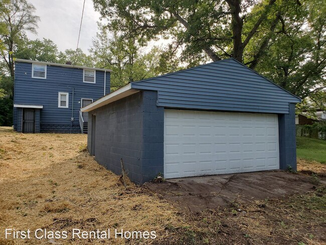 Building Photo - 3 br, 1 bath House - 1512 W 45th Ave