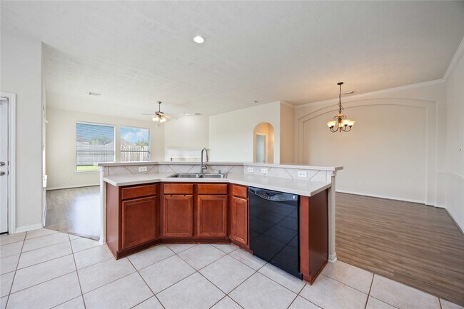 Building Photo - 24623 Blane Dr