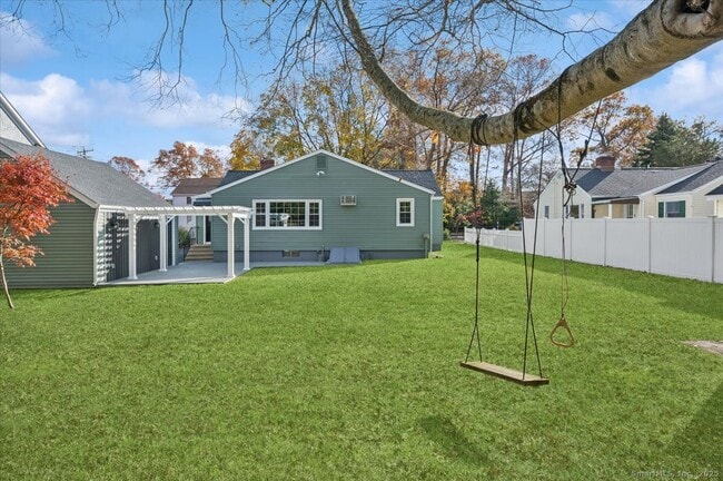 Building Photo - 1110 Mill Hill Terrace