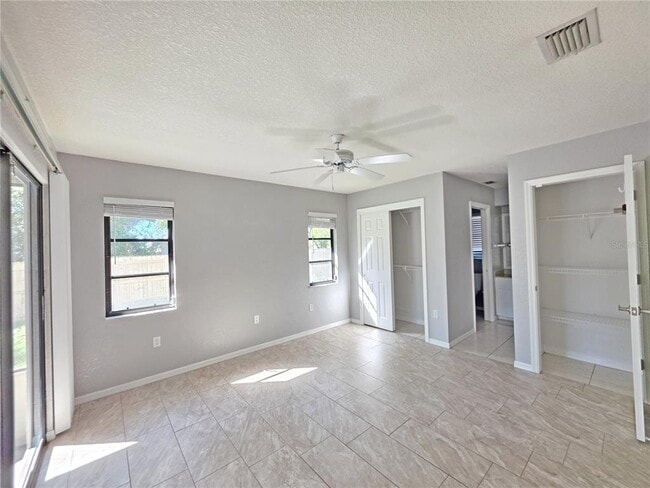 Building Photo - 920 Tanager Rd