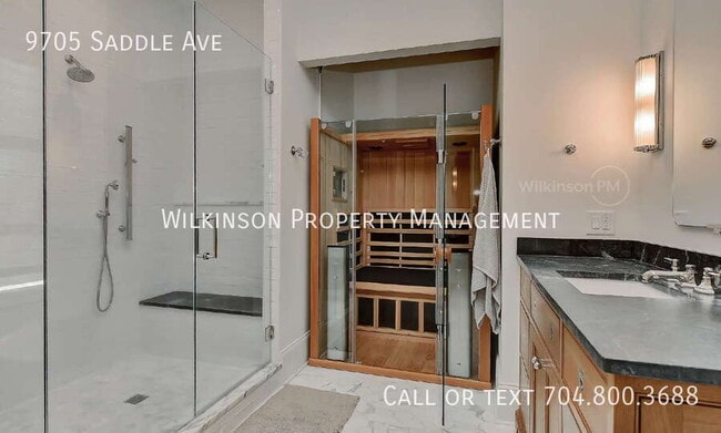 Building Photo - 9705 Saddle Ave