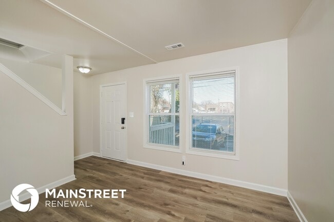 Building Photo - 2200 Green Alley