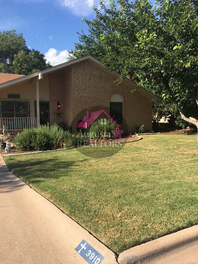 Building Photo - Gorgeous 3 bedroom home in Wylie district!