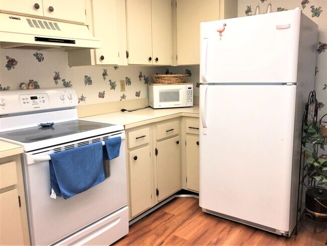 Building Photo - SPECIAL OWNER PRICING FOR JANUARY
