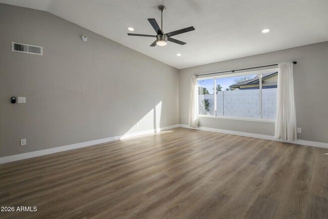 Building Photo - 7311 S McAllister Ave