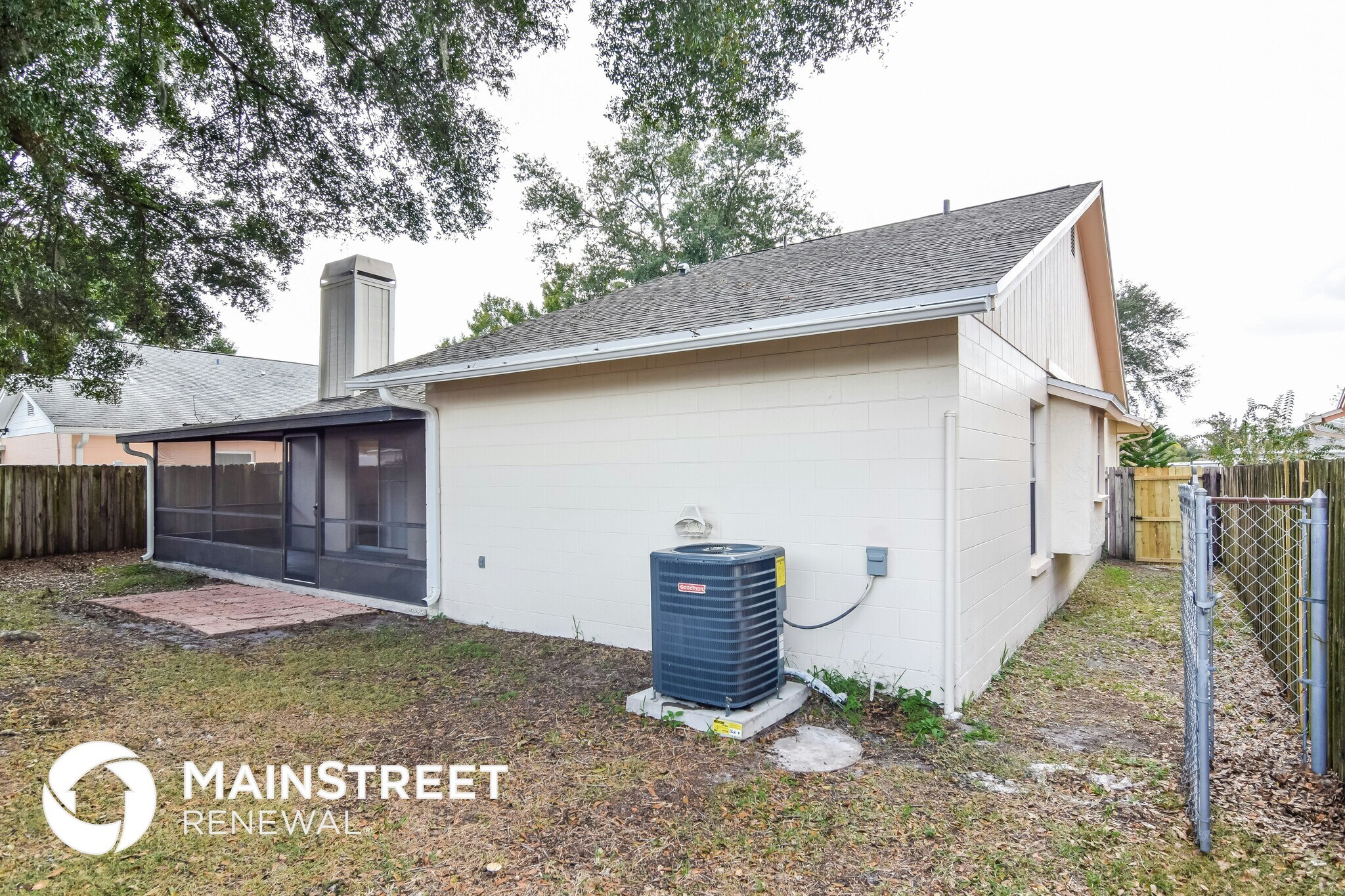 Building Photo - 13210 Silvercreek Dr