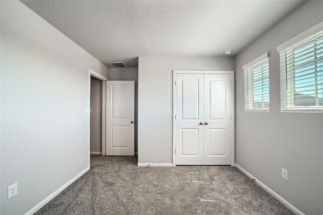 Building Photo - 157 Gamble Dr