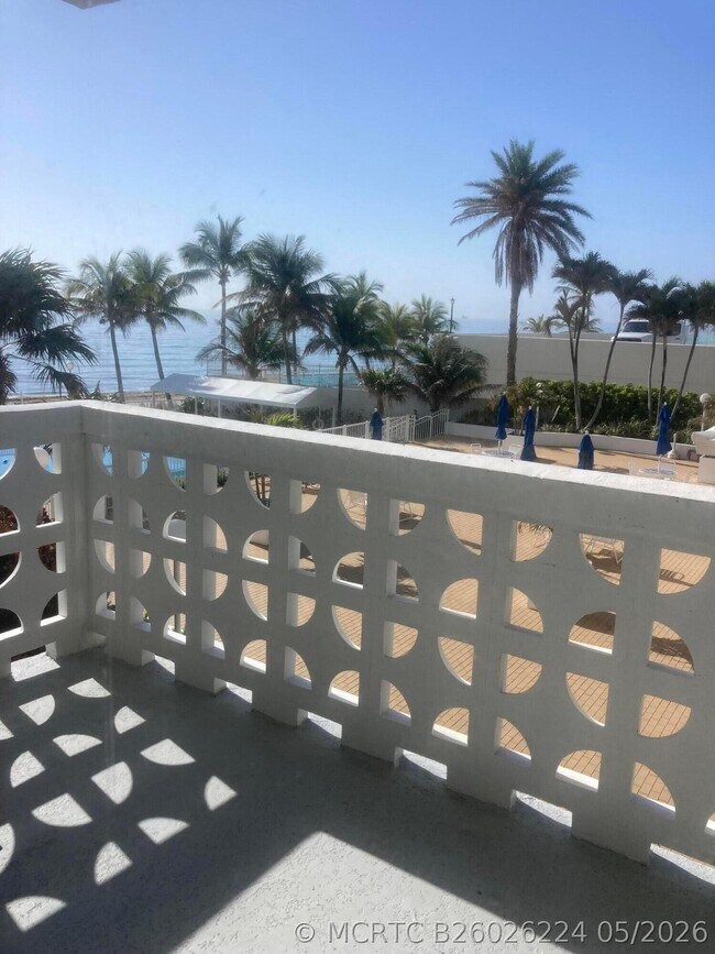 Building Photo - 4010 Galt Ocean Dr