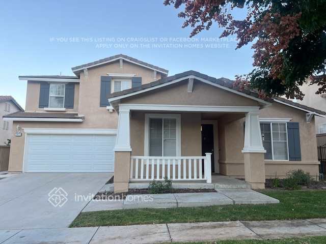 Building Photo - 3813 Holly Springs Dr