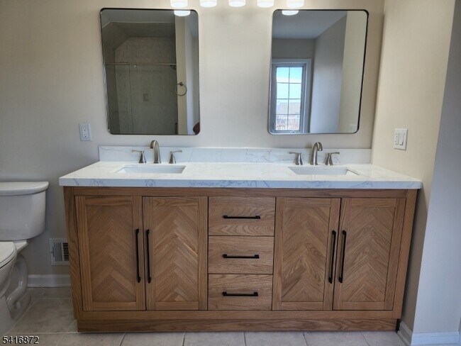 Building Photo - 27 Cypress Ln