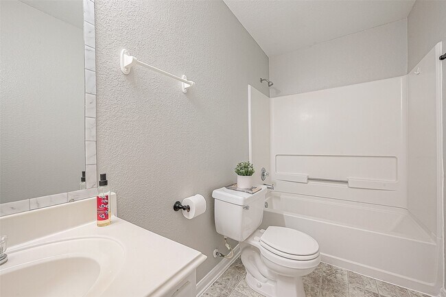 Building Photo - 3727 Morning Cove Ln