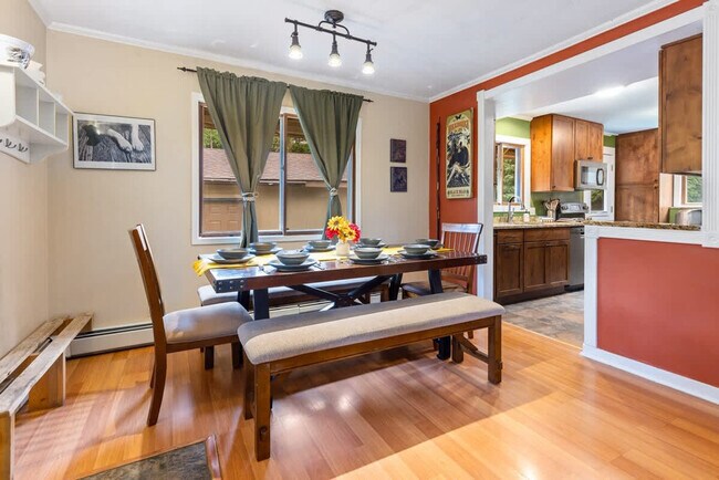 Building Photo - 513 Co Rd 672