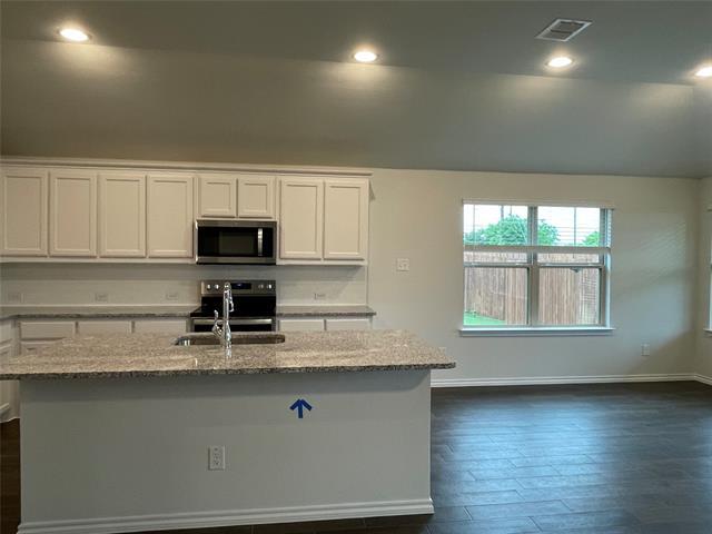 Building Photo - 4324 Cordata Dr