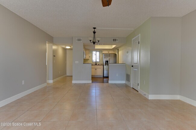 Building Photo - 333 S Patrick Dr