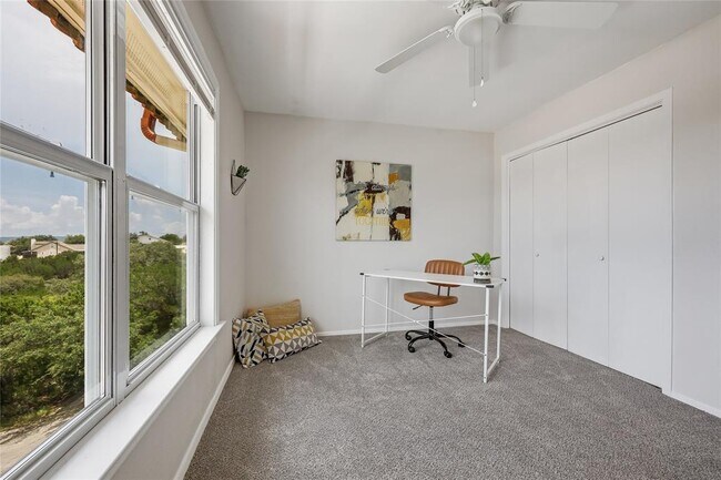Building Photo - 3216 Poe Cove