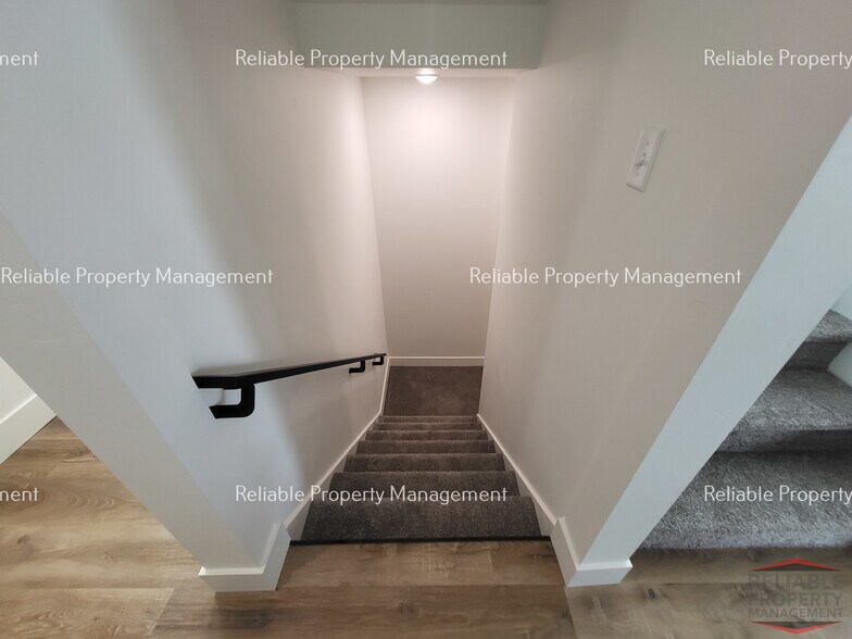 Building Photo - 341 Eliza Joy Ln