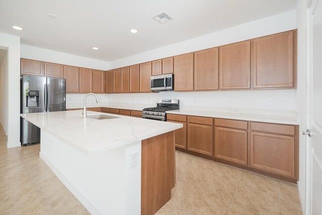Building Photo - 14844 S 179th Ave