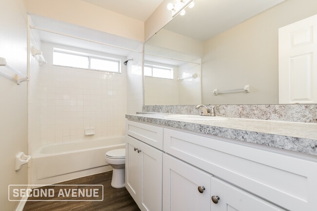 Building Photo - 2216 Wyndam Way