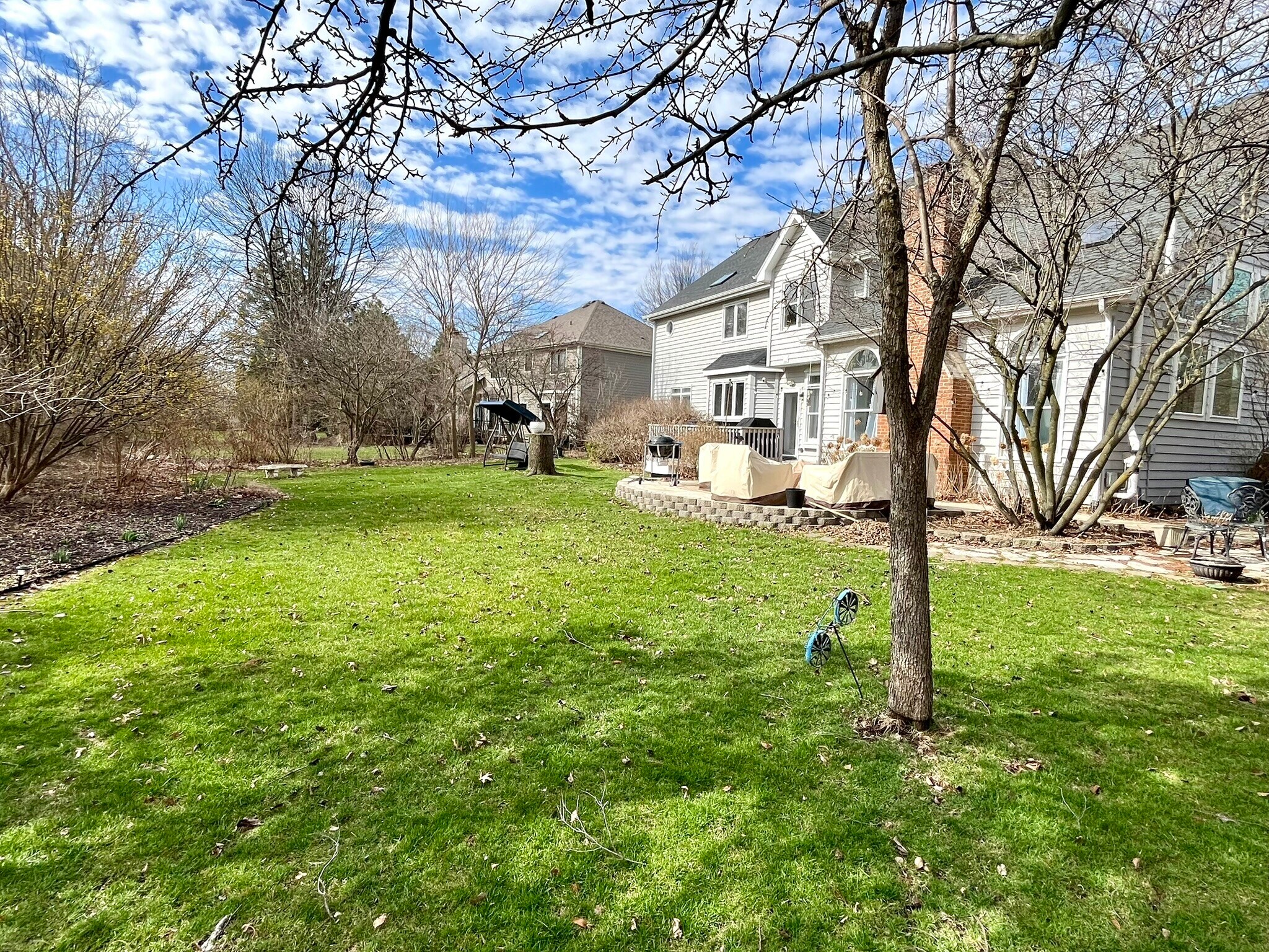 Building Photo - 4311 Camelot Cir