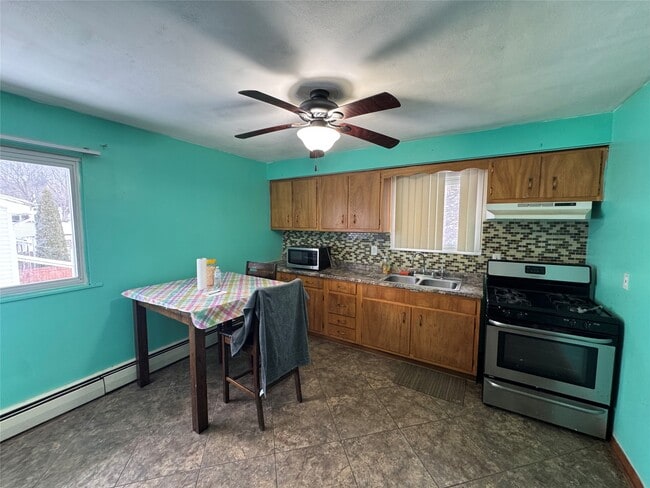 Building Photo - 58 High St