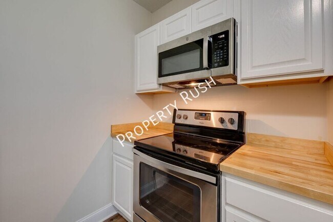 Building Photo - 56 Bell Rd