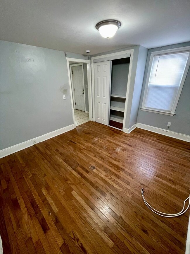 Building Photo - 44 Dudley St