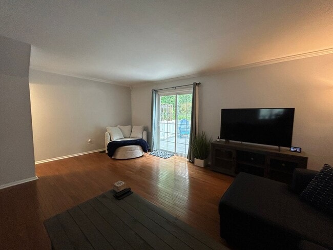 Building Photo - 5059 E Woodmill Dr