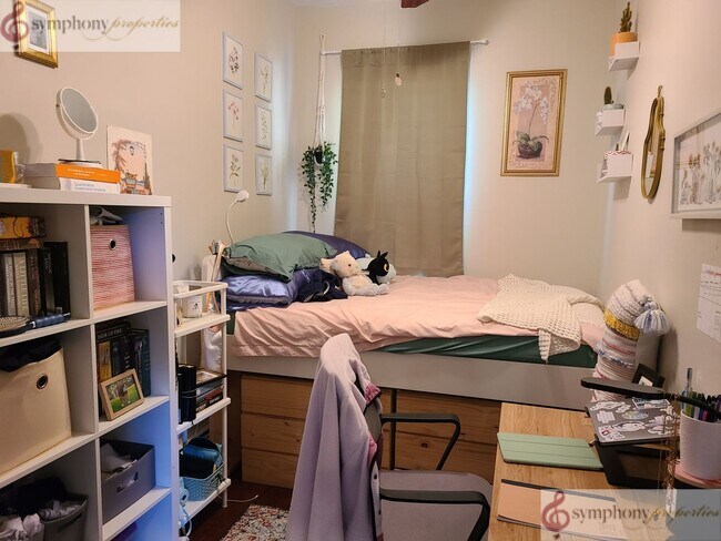 Building Photo - Modern Student Apartment