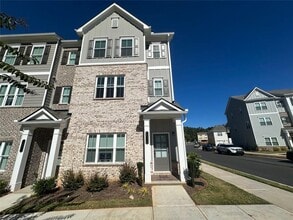 Building Photo - 1925 AUDRA Aly