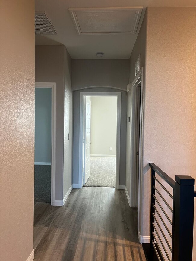 Building Photo - Do not miss this opportunity - Fabulous Location