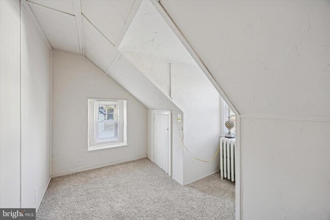 Building Photo - 922 Second Street Pike