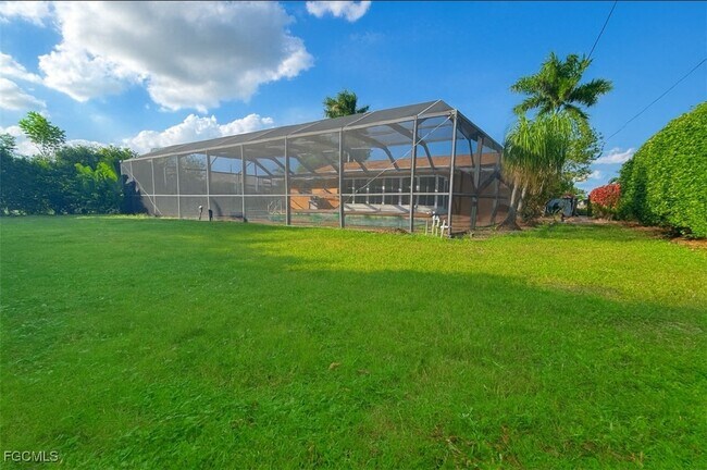 Building Photo - 732 Sesame Ct