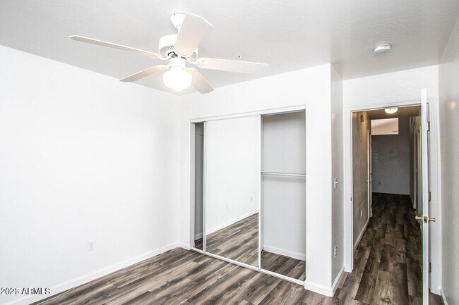 Building Photo - 7549 E Christmas Cholla Dr