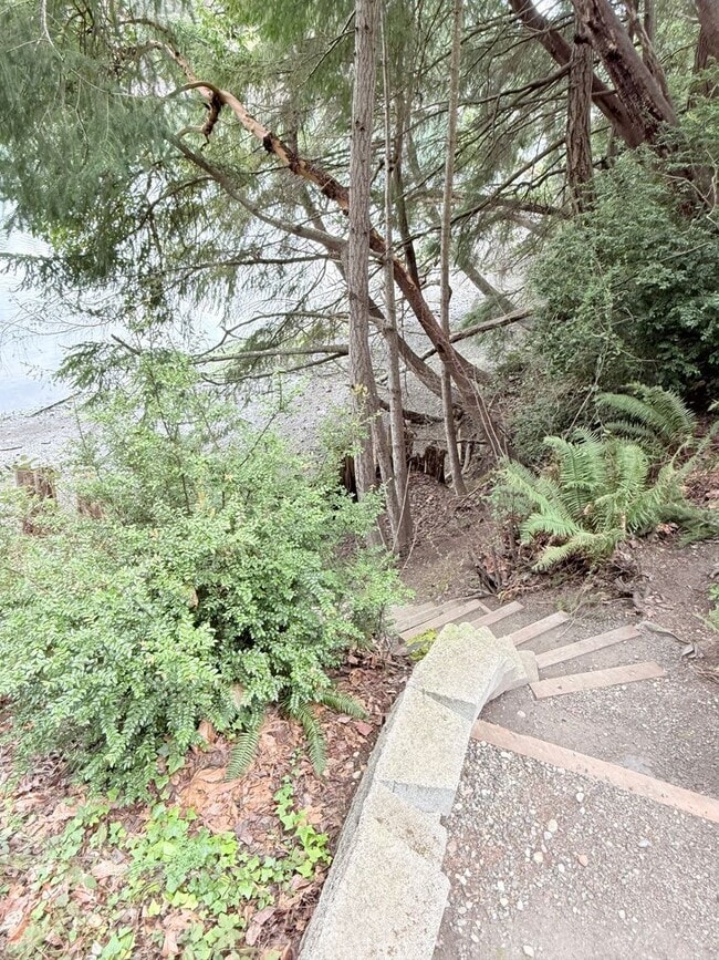 Building Photo - **** Application pending ****