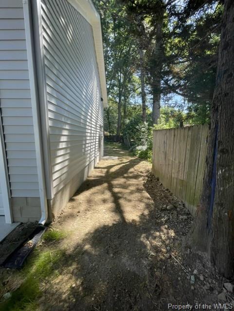 Building Photo - 884 Cascade Dr