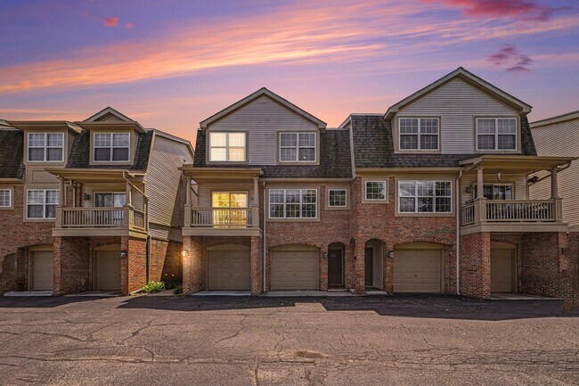 Building Photo - 2878 Barclay Wy
