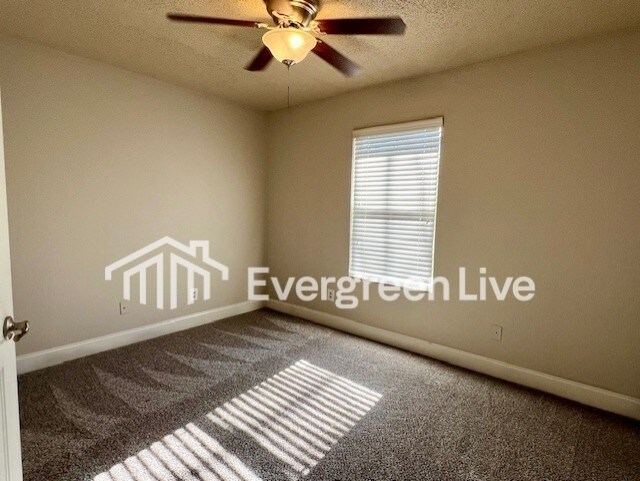 Building Photo - 101 Calla Ct