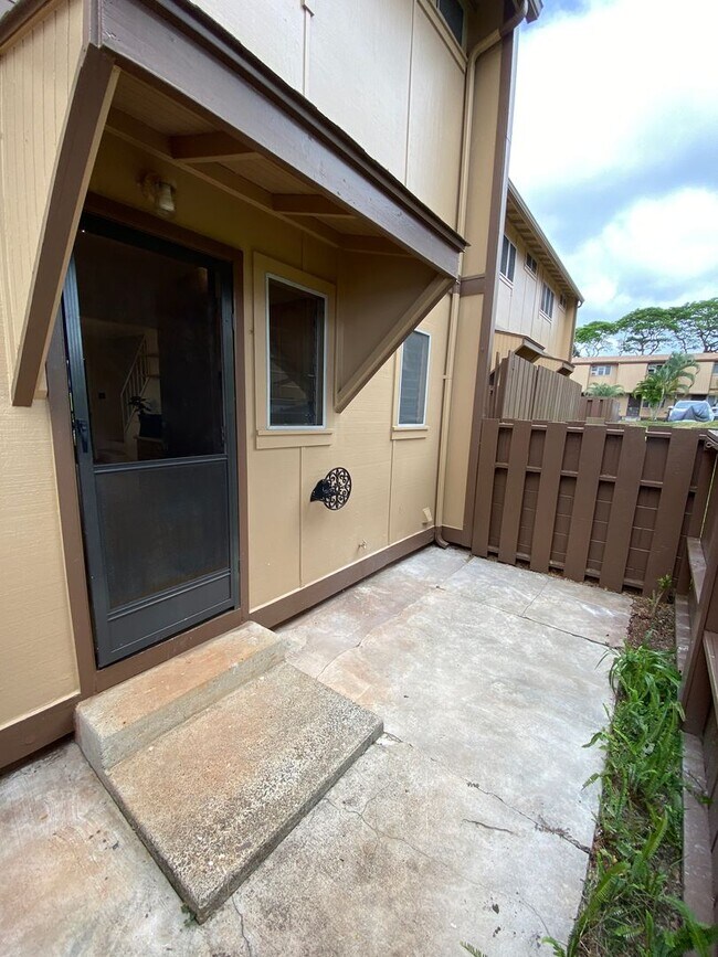 Building Photo - 98-1388D Hinu Pl. #39