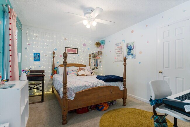 Building Photo - 431 Duckworth Dr